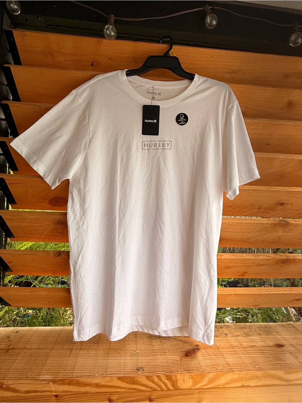 Men’s Hurley White Logo Crew Tee size L